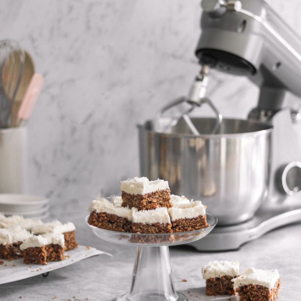
                  
                    optimum bon appetit stand mixer kitchenaid competitor cake
                  
                