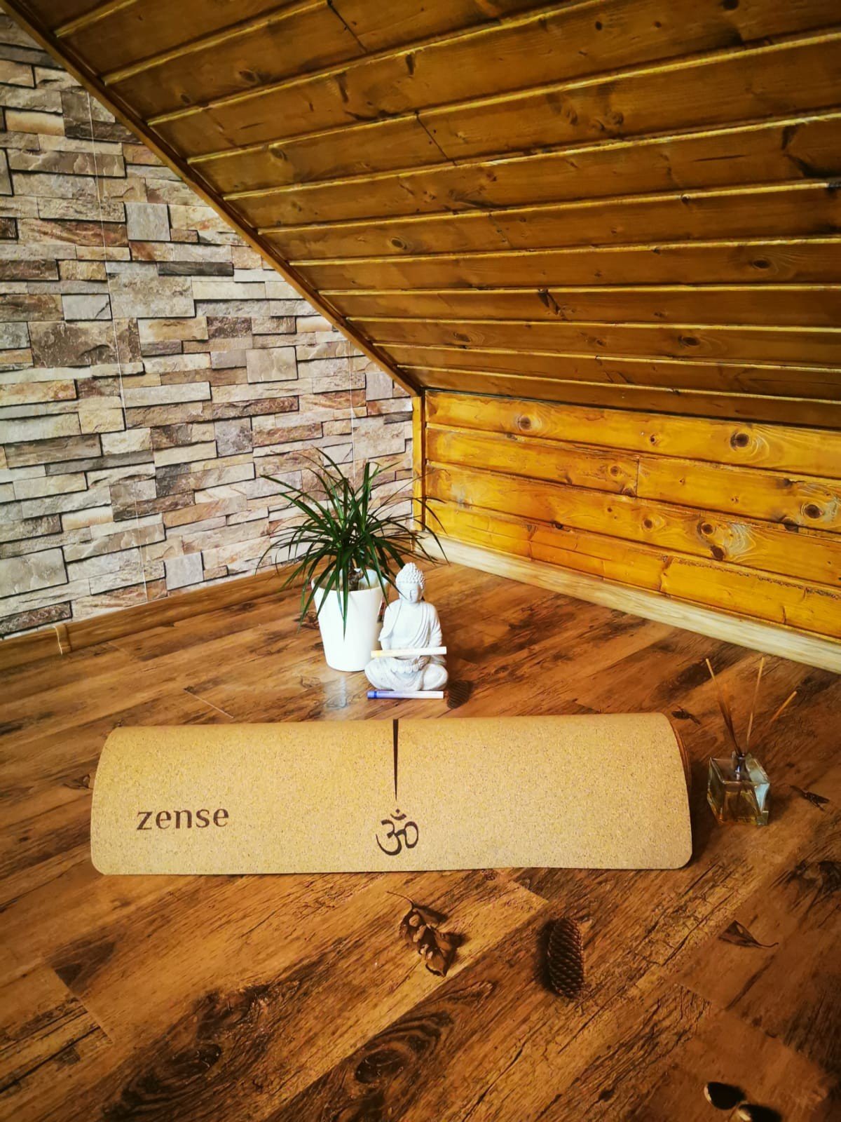#corkyogamat #bestyogamat #GaiamEarthSaverCorkYogaMat #valkayoga #bestyogamatnewzealand #bestyogamatautralia #alignmentmat #ecofriendly #sustainableyogamat #sustainableliving #yoga #pilates #